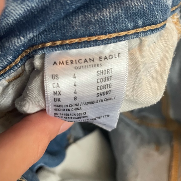 American Eagle Skinny Jeans extra level stretch || size 4 short - Picture 3 of 4
